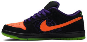 Dunk Low SB Night of Mischief BQ6817-006