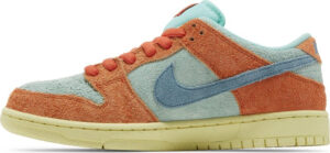 Dunk Low SB Orange Emerald Rise DV5429-800