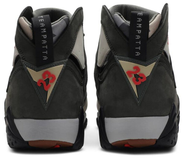 Patta x Air Jordan 7 Retro SP  Icicle  AT3375-100