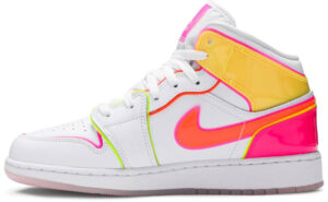 Wmns Air Jordan 1 Mid SE Edge Glow CV4611-100