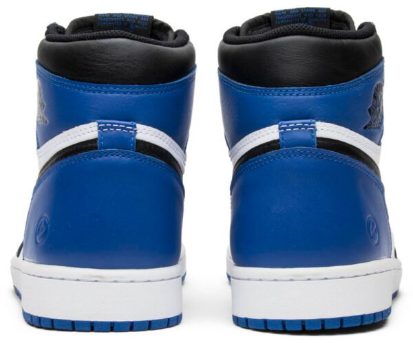 Fragment Design x Air Jordan 1 Retro High OG 716371-040