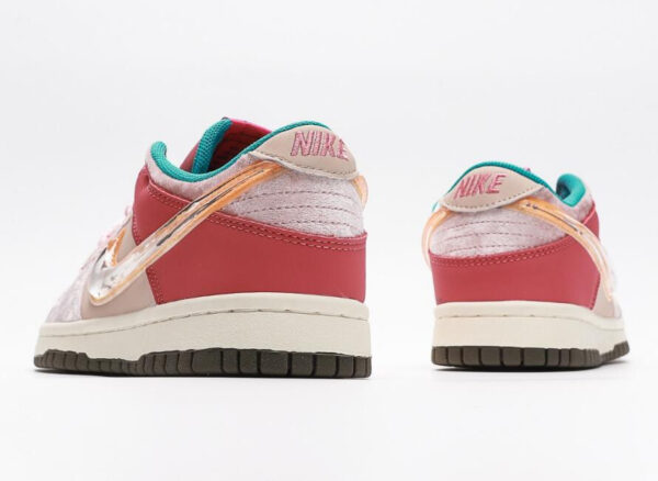 Social Status x Dunk Low  Strawberry Milk  DM3349-600