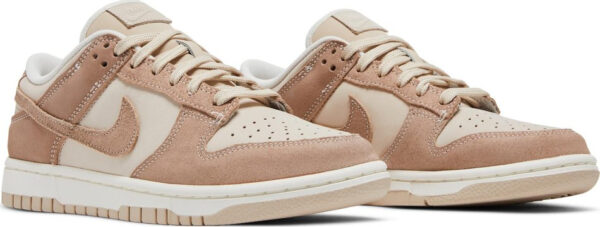 Wmns Dunk Low SE  Sandrift  FD0873-126