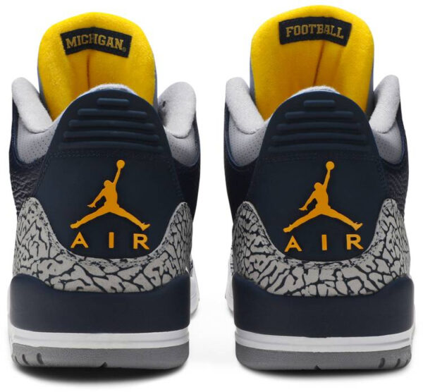 Air Jordan 3 Retro  Michigan  PE AJ3-820064