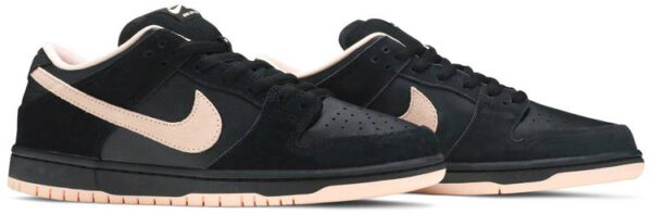 Dunk Low SB  Black Coral  BQ6817-003