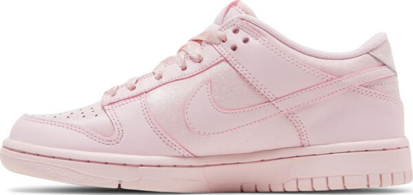 Dunk Low SE  Prism Pink  921803-601