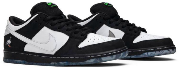 Jeff Staple x Dunk Low Pro SB  Panda Pigeon  BV1310-013