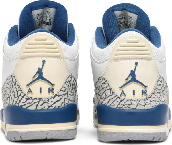 Air Jordan 3 Retro  True Blue  2001 136064-141