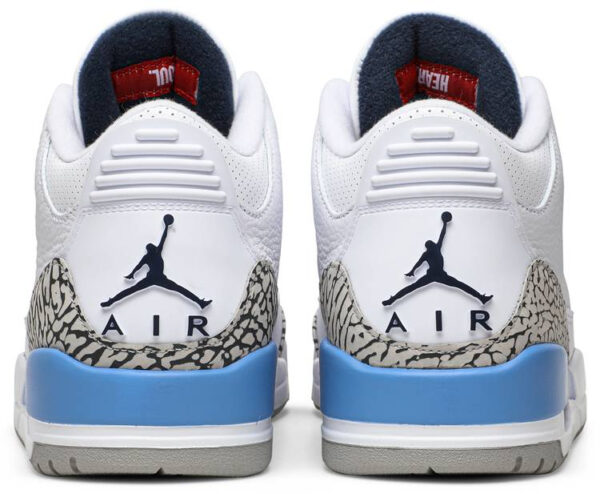 Air Jordan 3 Retro  UNC  CT8532-104