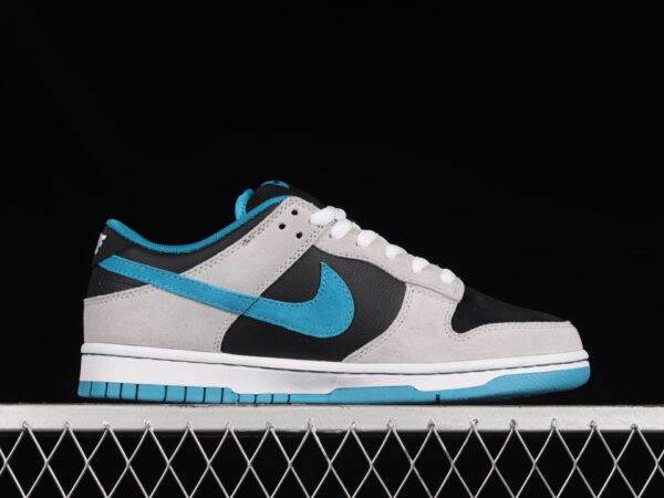 Dunk Low Pro SB  Chrome Ball Incident  304292-012