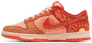 Wmns Dunk Low Winter Solstice DO6723-800