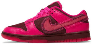 Wmns Dunk Low Valentine s Day DQ9324-600