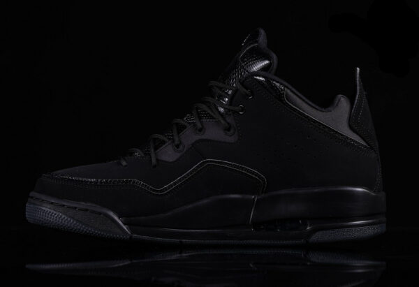 Jordan Courtside 23  Triple Black  AR1000-001