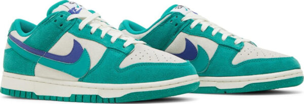 Wmns Dunk Low SE  85  DO9457-101