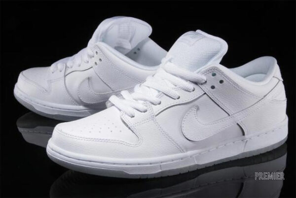 Dunk Low Pro  White Ice  304292-100