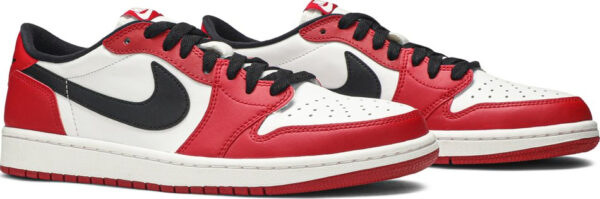 Air Jordan 1 Retro Low OG  Chicago  705329-600