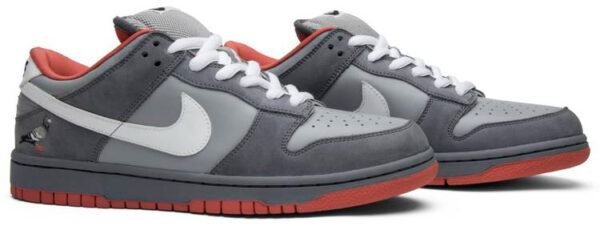 Jeff Staple x Dunk Low Pro SB  Pigeon  304292-011