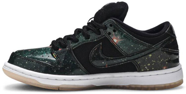 SB Dunk Low TRD QS  Galaxy  883232-001