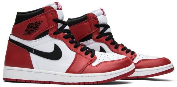 Air Jordan 1 Retro High OG  Chicago  2015 555088-101