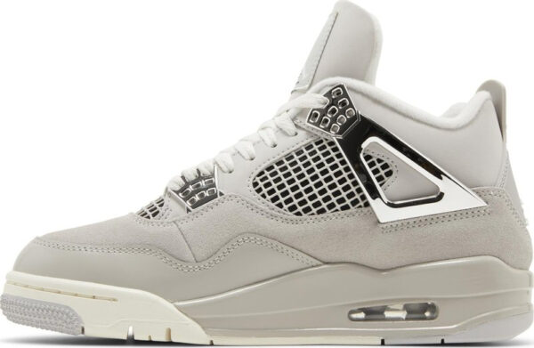 Wmns Air Jordan 4 Retro  Frozen Moments  AQ9129-001