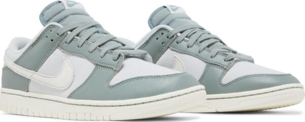 Dunk Low  Mica Green  DV7212-300