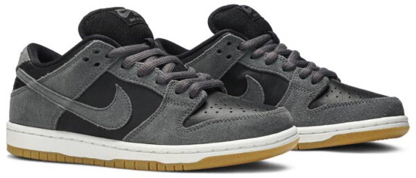 SB Dunk Low TRD  Dark Grey  AR0778-001